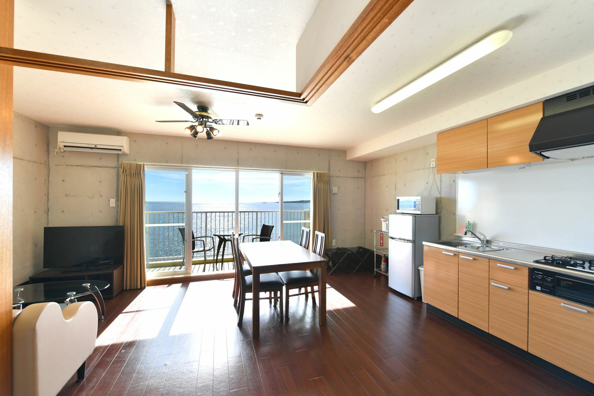 Churaumi On The Beach Motobu Exterior photo