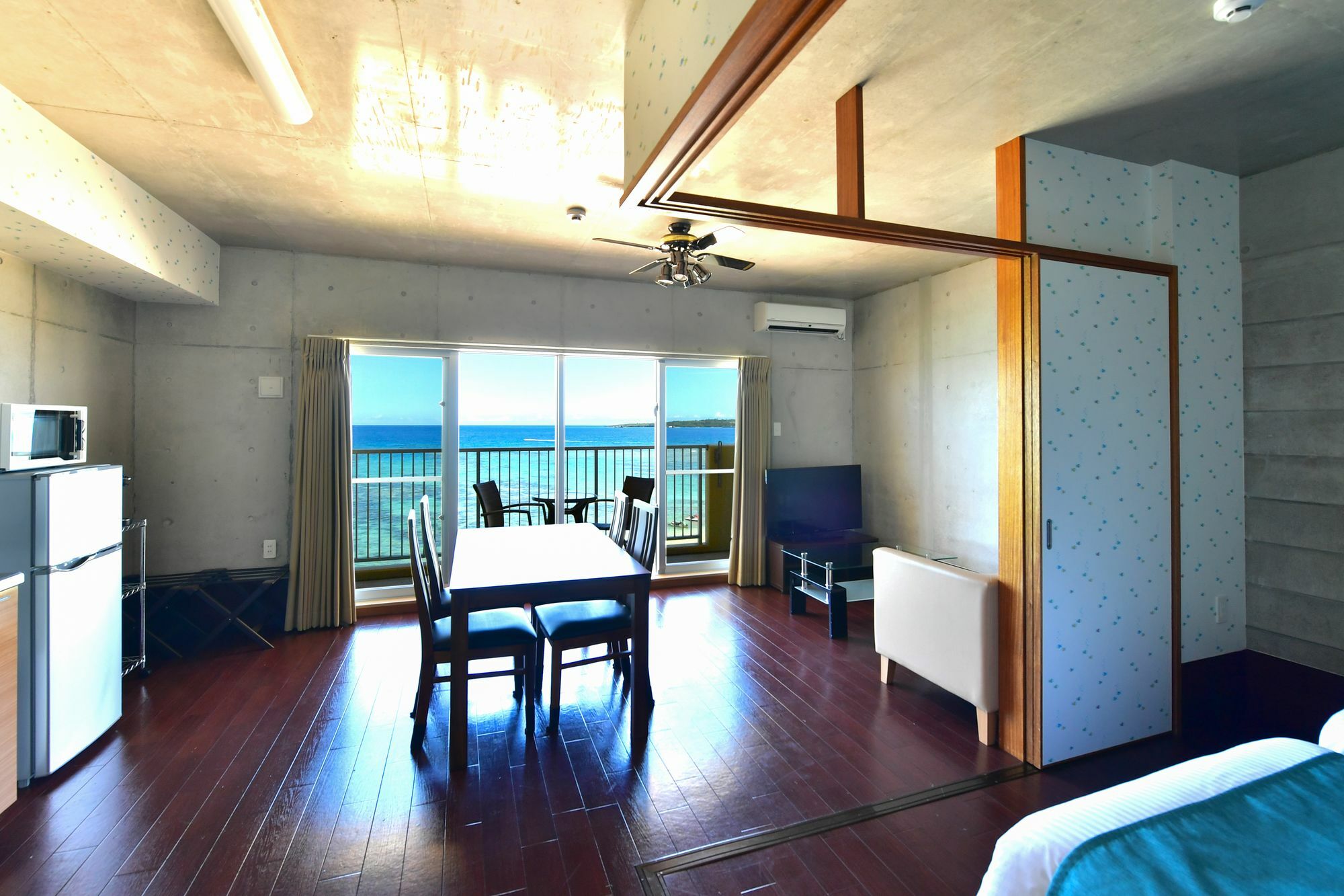 Churaumi On The Beach Motobu Exterior photo